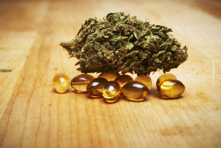 Cannabis Kapseln: Vorteile, Dosierung, Anwendung & Sicherheit